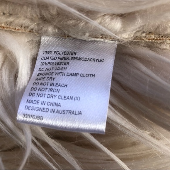 🌿 BARDOT JR 🌿 girls faux fur vest size 16 - Picture 6 of 6